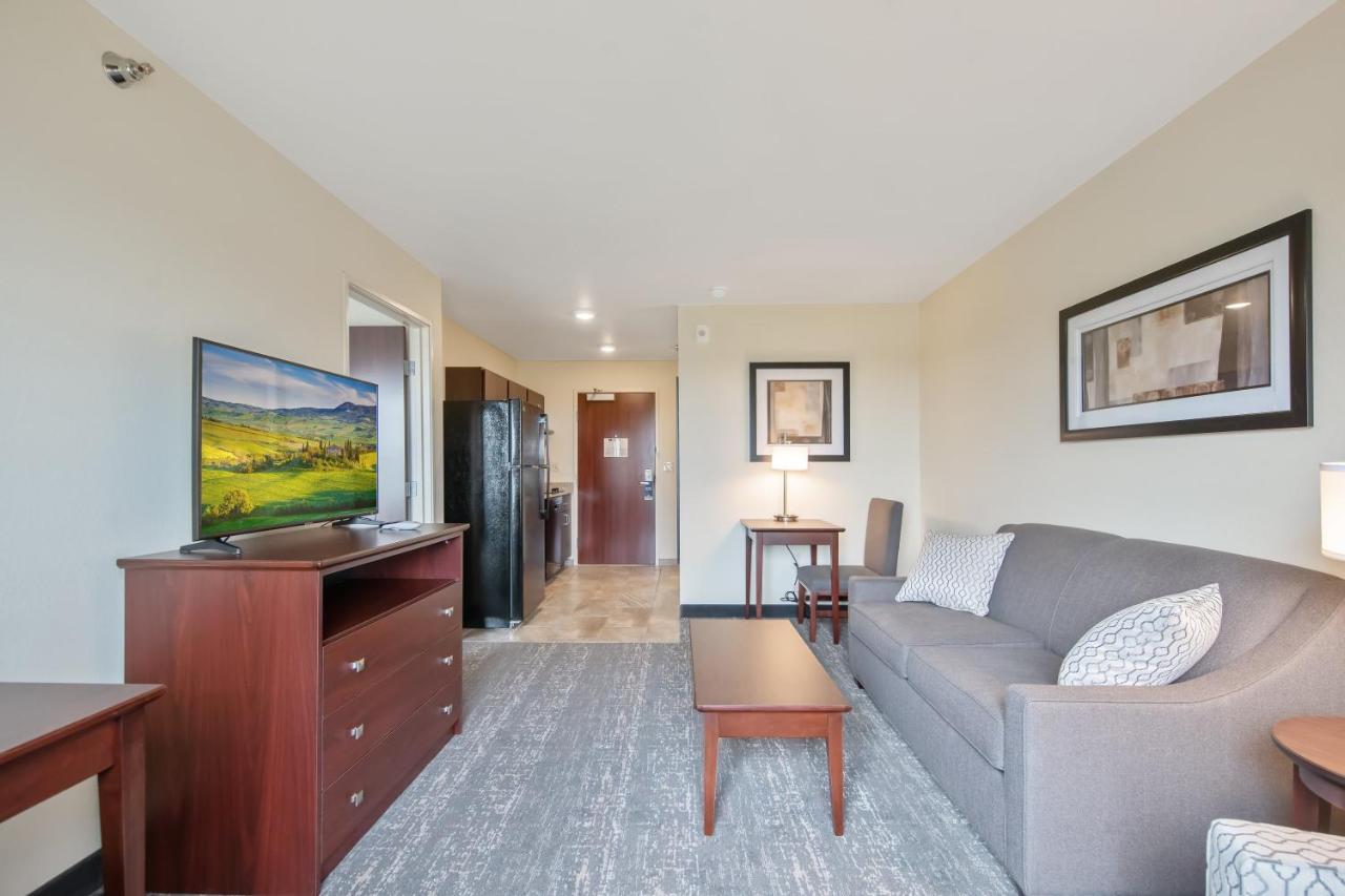 Cobblestone Hotel&Suites - Austin Extérieur photo