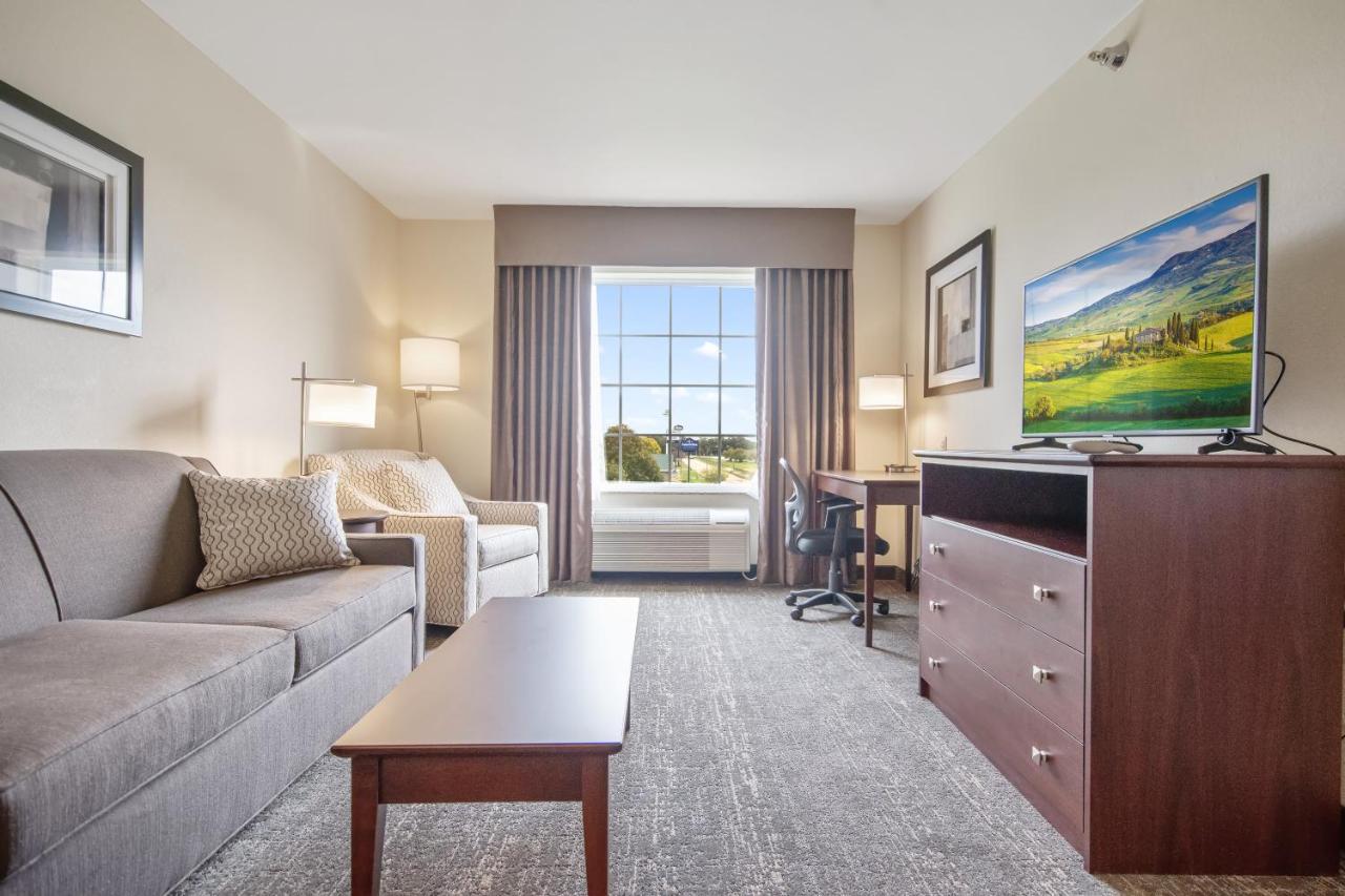 Cobblestone Hotel&Suites - Austin Extérieur photo
