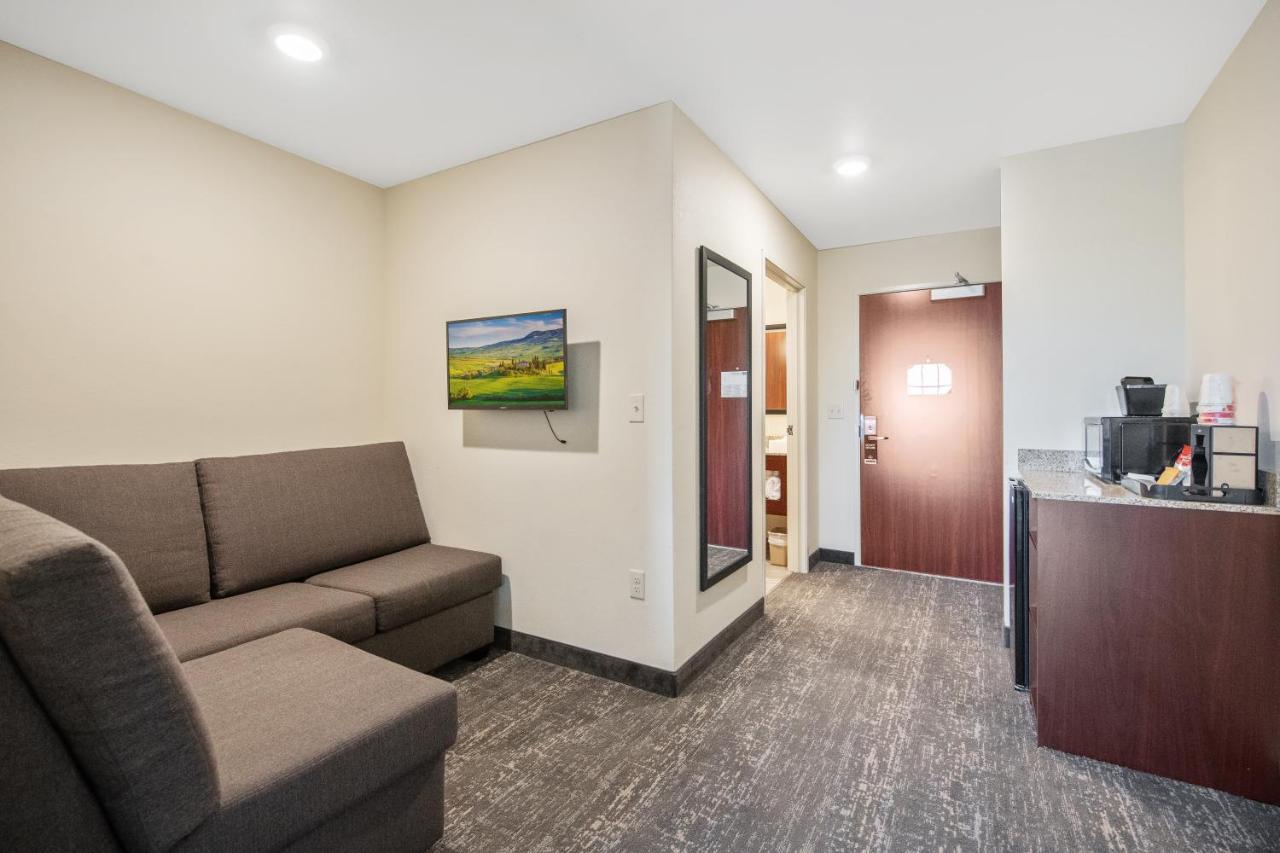 Cobblestone Hotel&Suites - Austin Extérieur photo