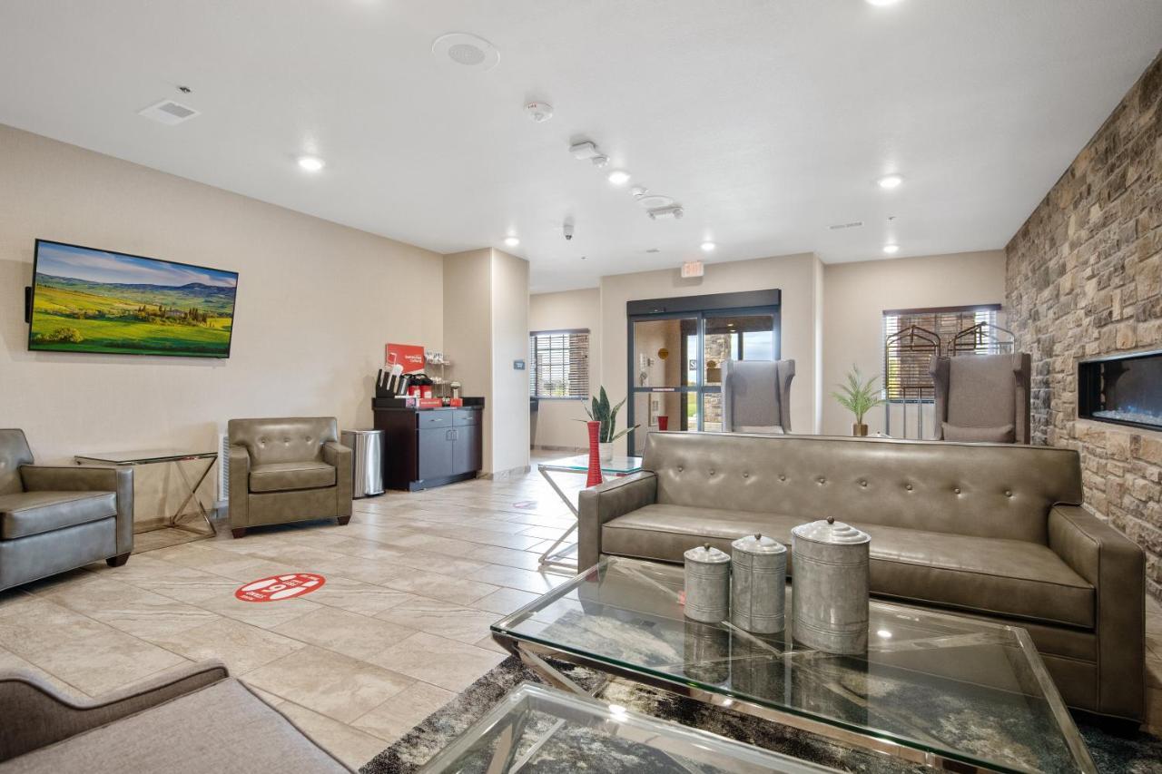 Cobblestone Hotel&Suites - Austin Extérieur photo