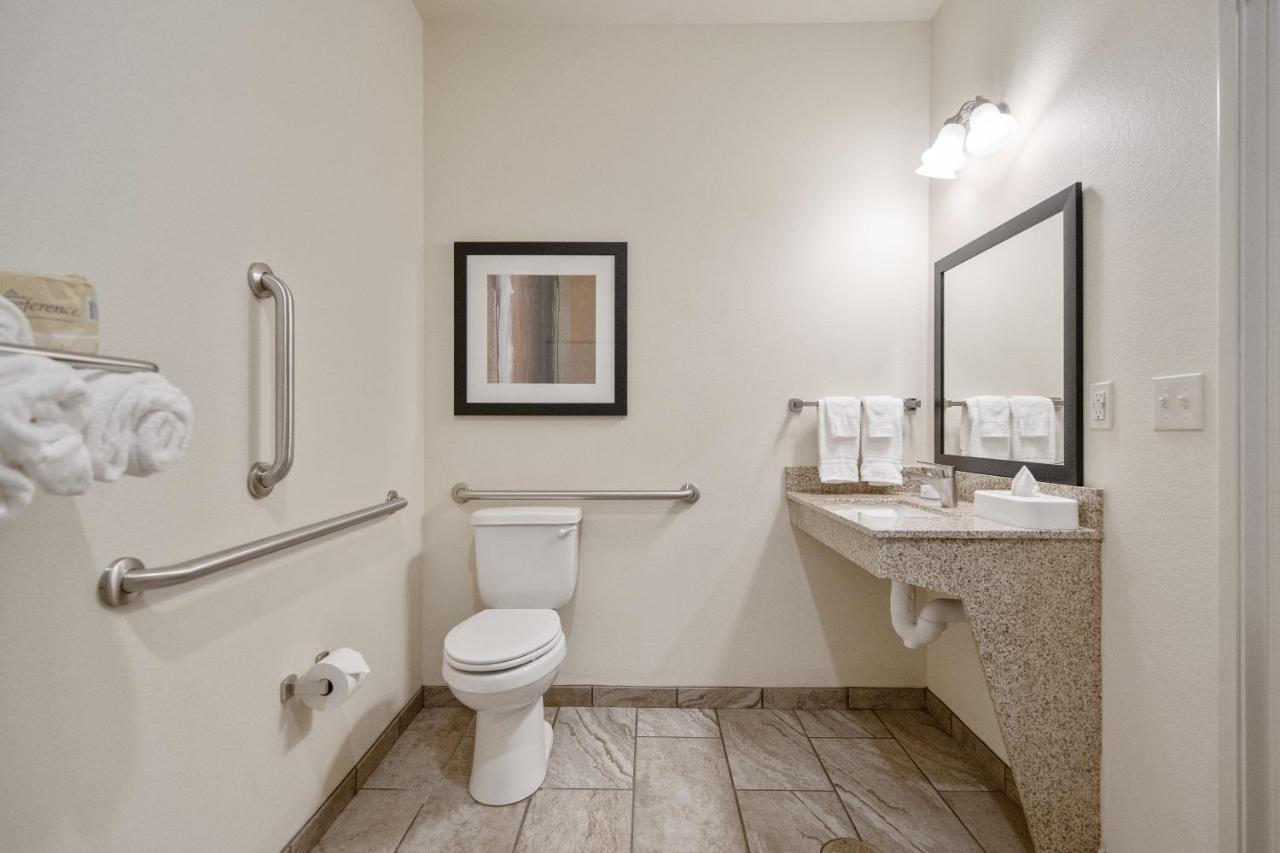 Cobblestone Hotel&Suites - Austin Extérieur photo