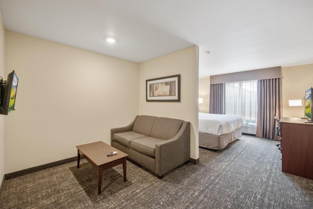 Cobblestone Hotel&Suites - Austin Extérieur photo